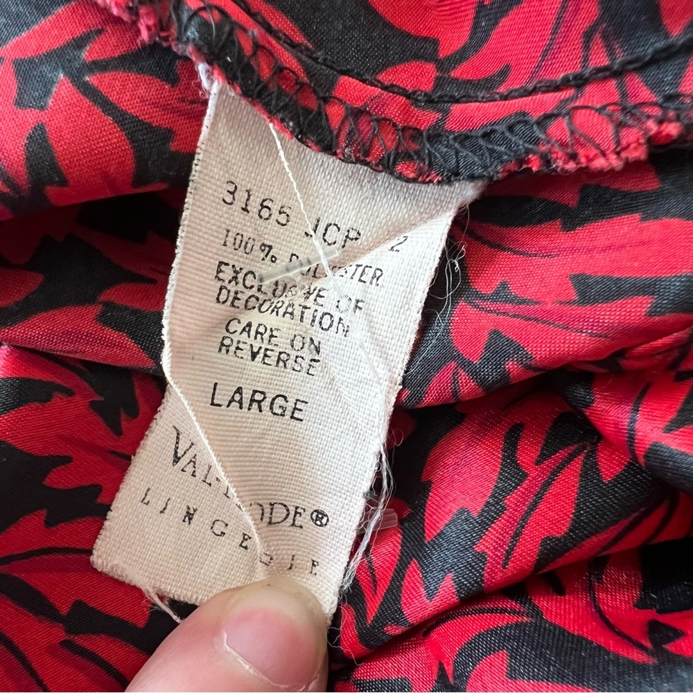 Vintage Val Mode Lingerie Red & Black Floral Nightgown Size Large - Picture 7 of 11